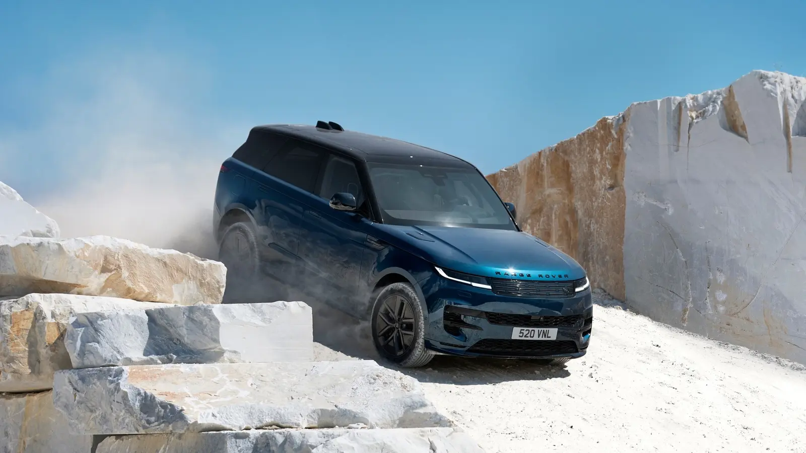 Range Rover Sport Electric: teho ja toimintamatkan varaus
