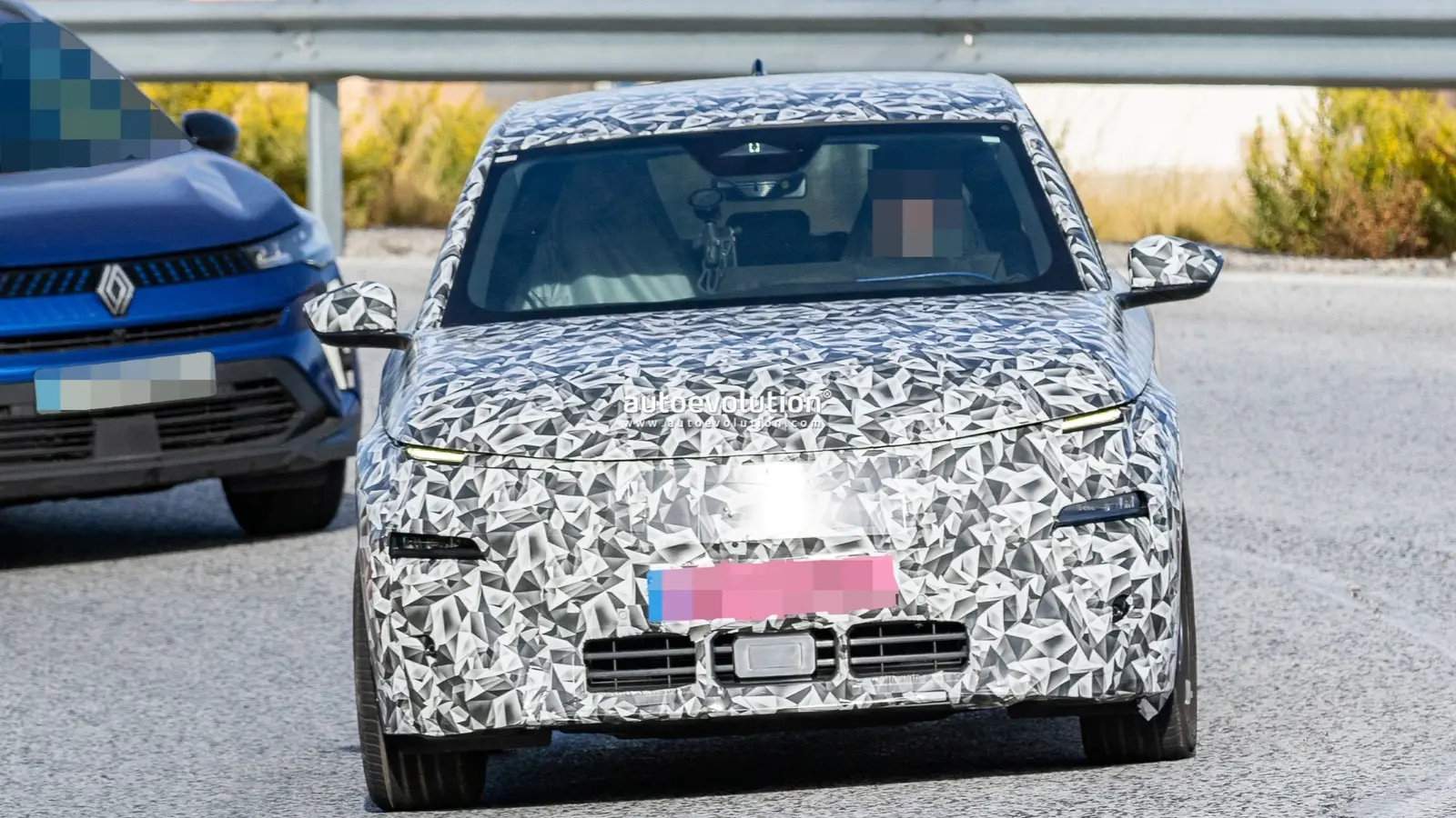 Peugeot 208 2028 saa uuden Hypersquare-ohjauspyörän