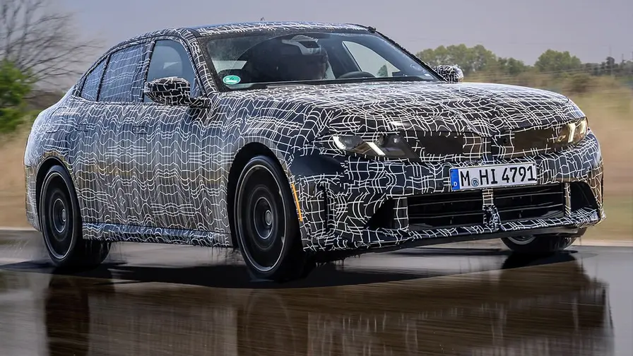 BMW 3-sarja 2027: M350 xDrive esitellään syyskuussa