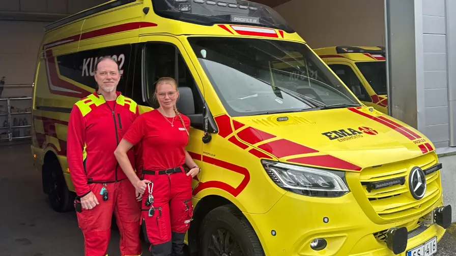 Suomen ensimmäinen sähköambulanssi aloittaa Uudellamaalla
