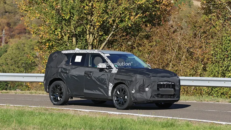 Uusi Kia Sportage 2028 vakoilukuvissa ennen esittelyä