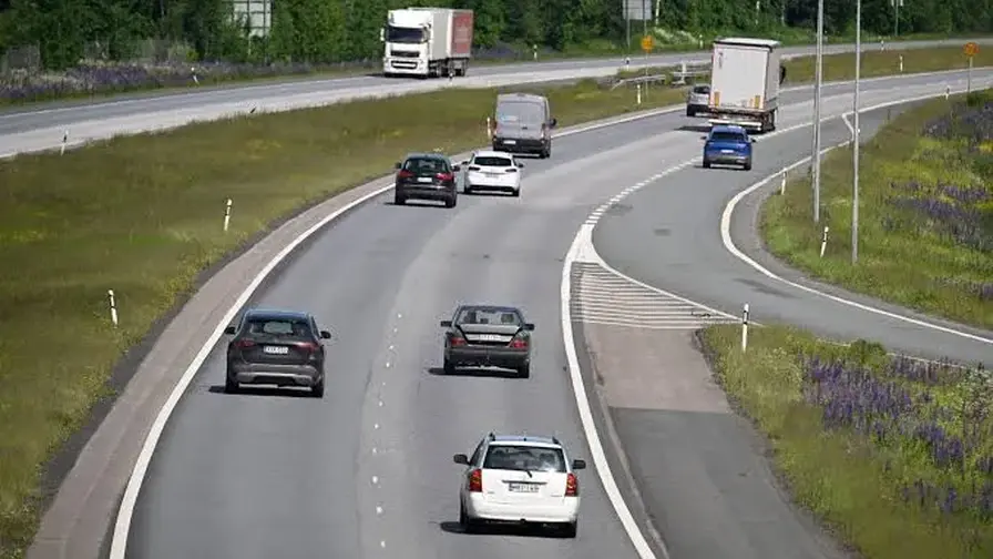 Kysely: auto on välttämätön suomalaisille arjessa edelleen
