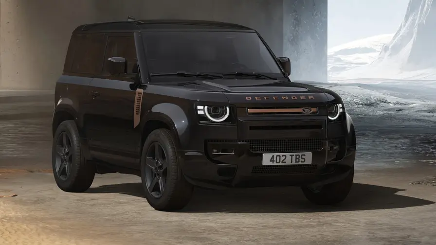Land Rover Defender saa Alasia-paketin Euroopassa