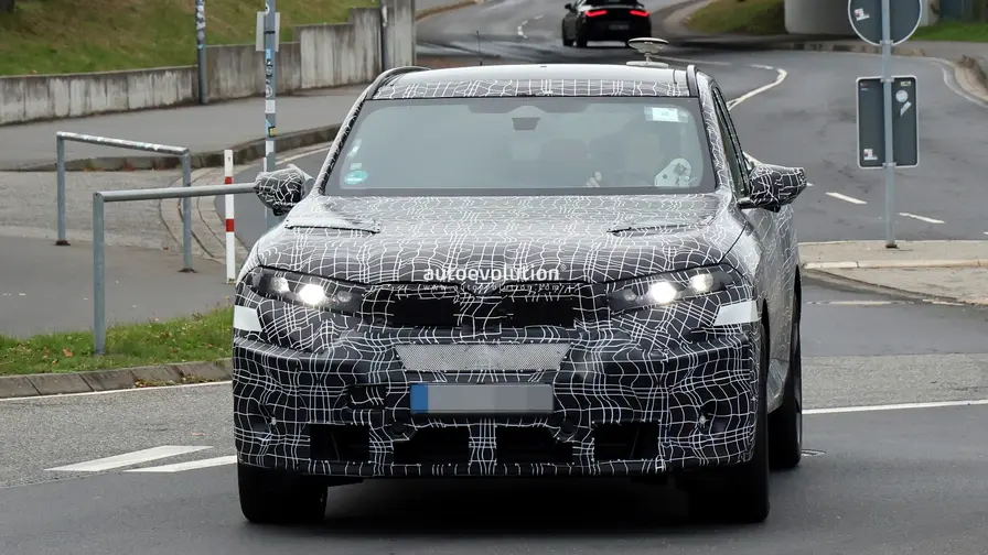 BMW X5 M Electric vakoilukuvissa ennen ensiesittelyä