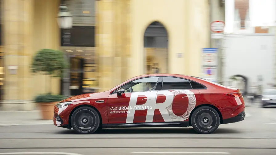 Mercedes tuo automatisoidun ajon Saksaan ennen Teslaa