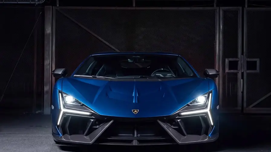 Venuum Voltoro V1 tekee Lamborghini Revueltosta leveämmän